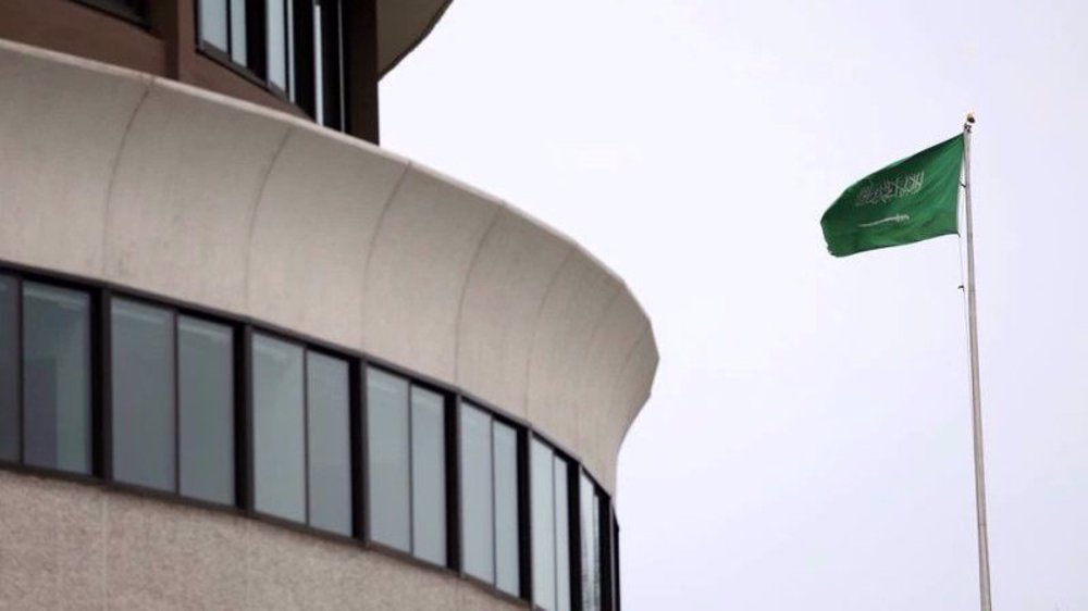 Saudi Arabia hands 16-year jail term to elderly US citizen over critical tweets
