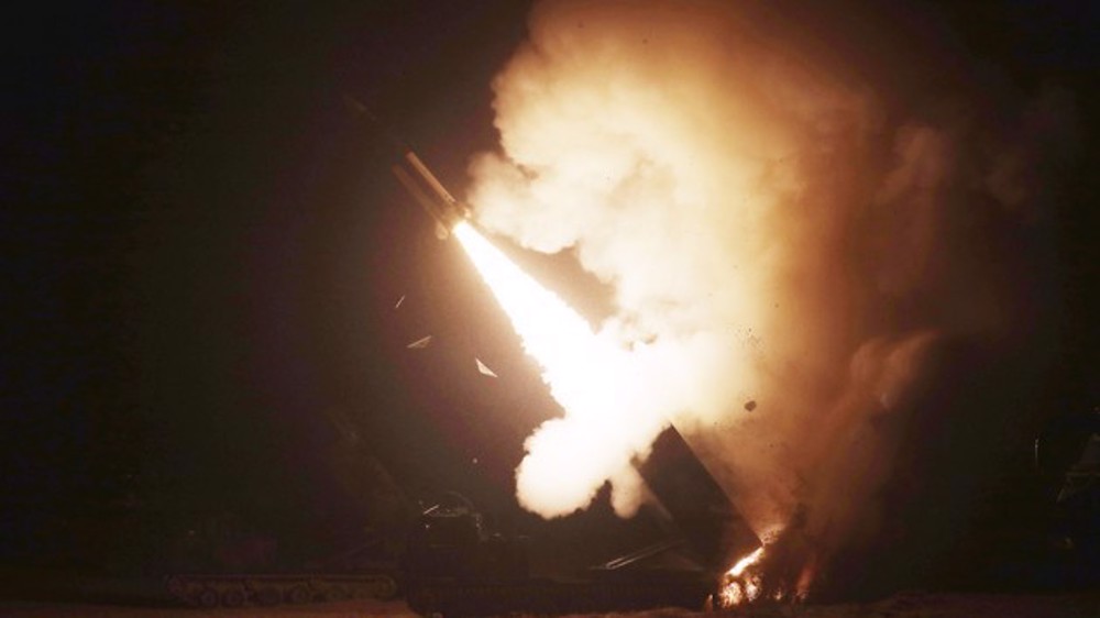 Two Koreas trade warning shots at sea border, escalating tensions