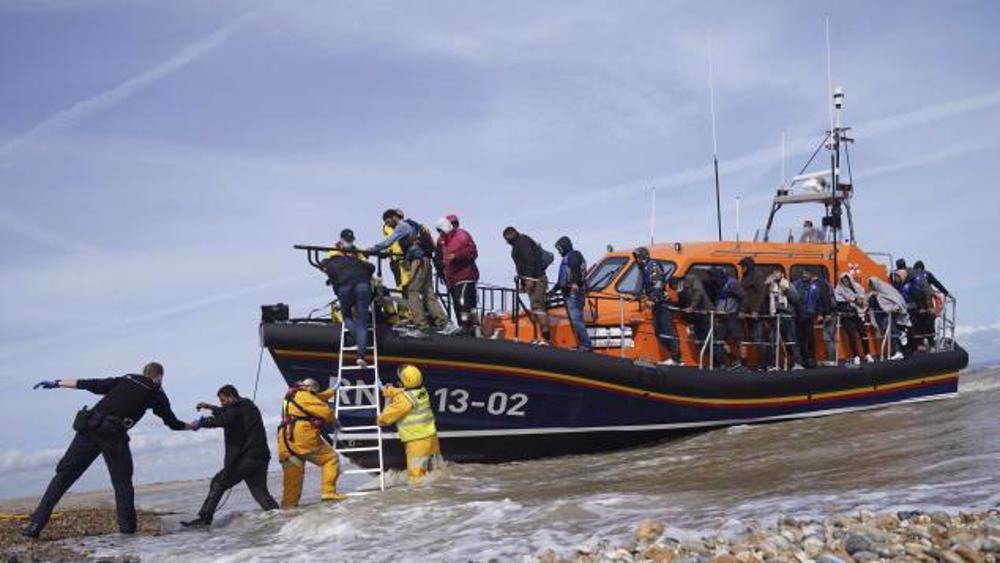 Migrants: nouvel accord signé entre Paris et Londres