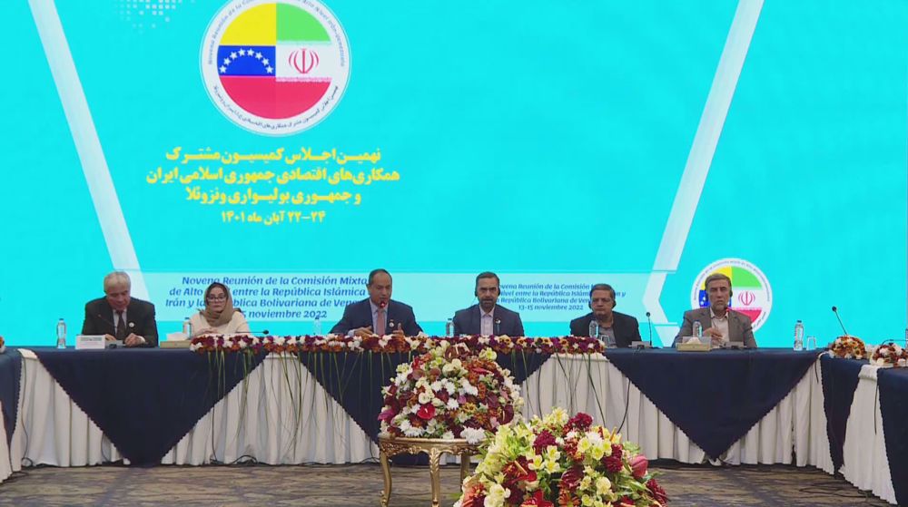 Iran, Venezuela take economic relations to next level