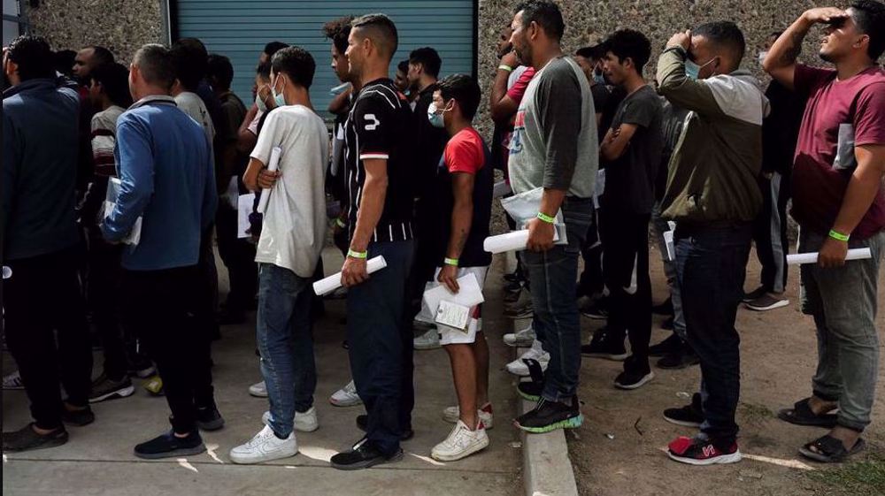 Hundreds of migrants kidnapped in Mexico before crossing into US