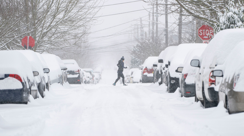 Arctic blast hits US; hundreds of thousands of homeless in grave danger