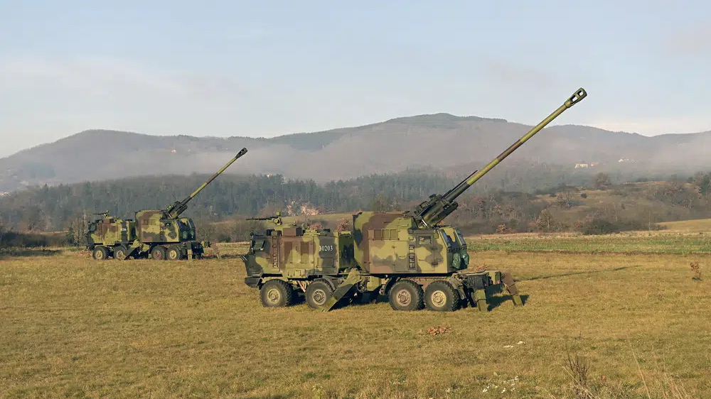 Serbia puts troops on ‘highest alert’ amid rising tensions with Kosovo 