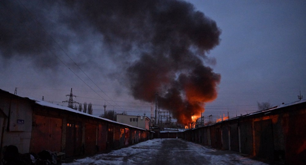 Ukraine reports 'massive' Russian missile strikes