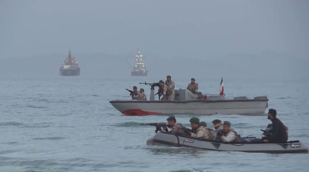 Iran Army units exercise coastal defense in Sea of Oman