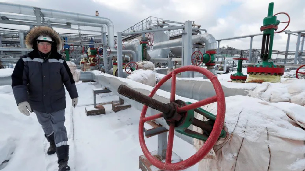 Moscow calls on Europe to live without Russian oil as Macron sounds energy alarm