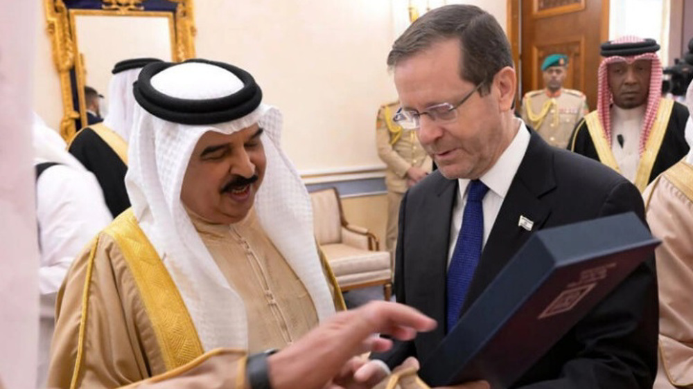 Hamas, Islamic Jihad strongly condemn Israeli president's Bahrain visit