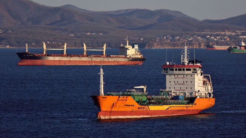 G7 starts enforcing price cap on Russian oil