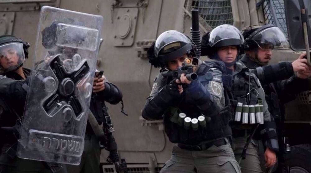 Israeli regime keeps up arrest, demolition spree across West Bank