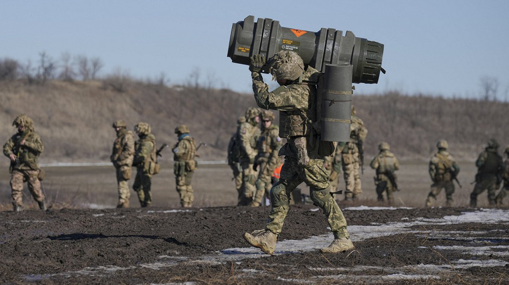 Russia ends drills in Crimea, will return some troops to bases