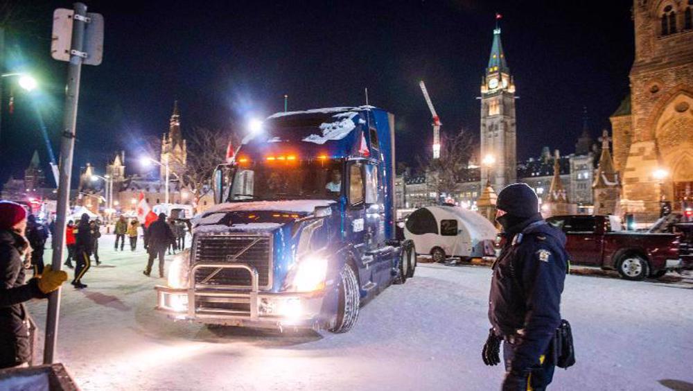 Canada begins crackdown on protests with arrest of over 100 people