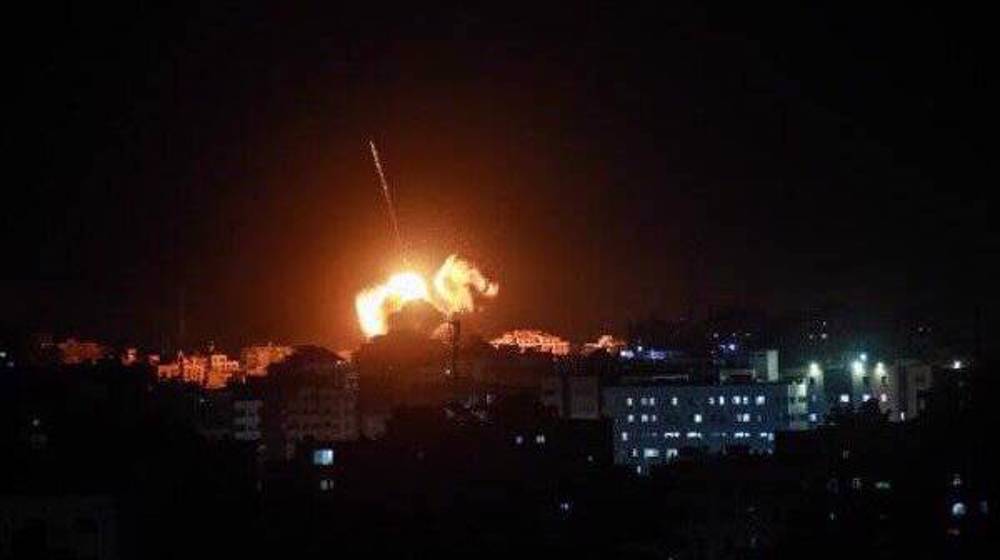 Israeli regime attacks Syria, kills three soldiers