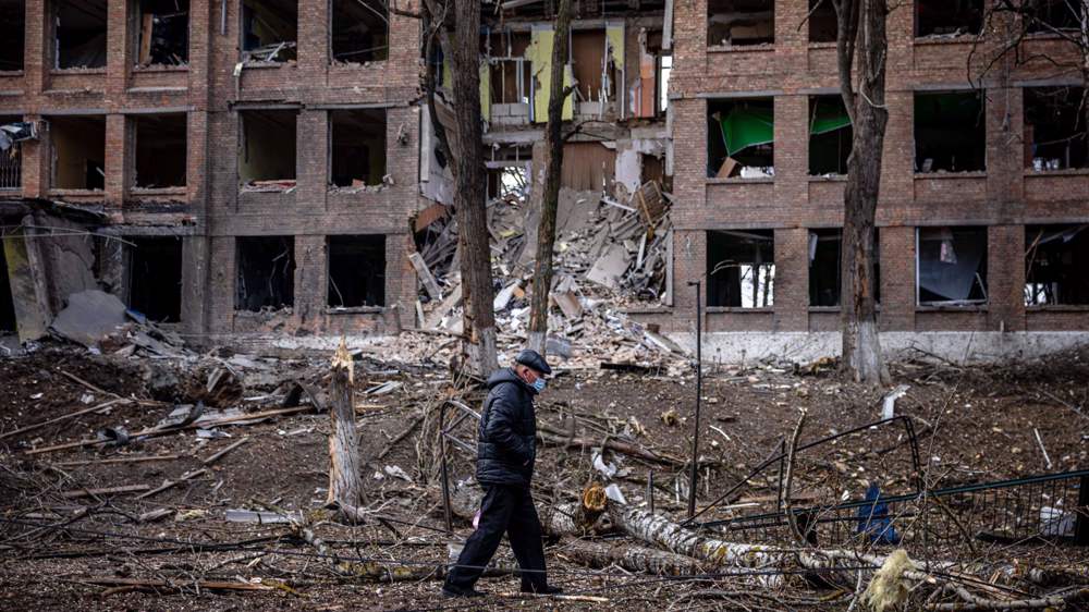 Senior Hezbollah official: Arab states should draw lessons from Ukraine conflict