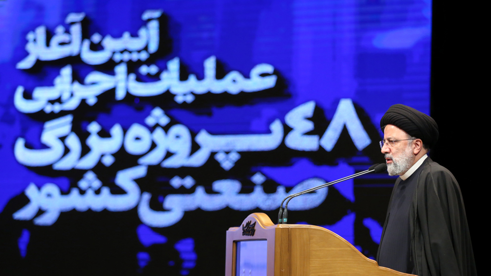 Iran awards $17bn worth of projects to local contractors