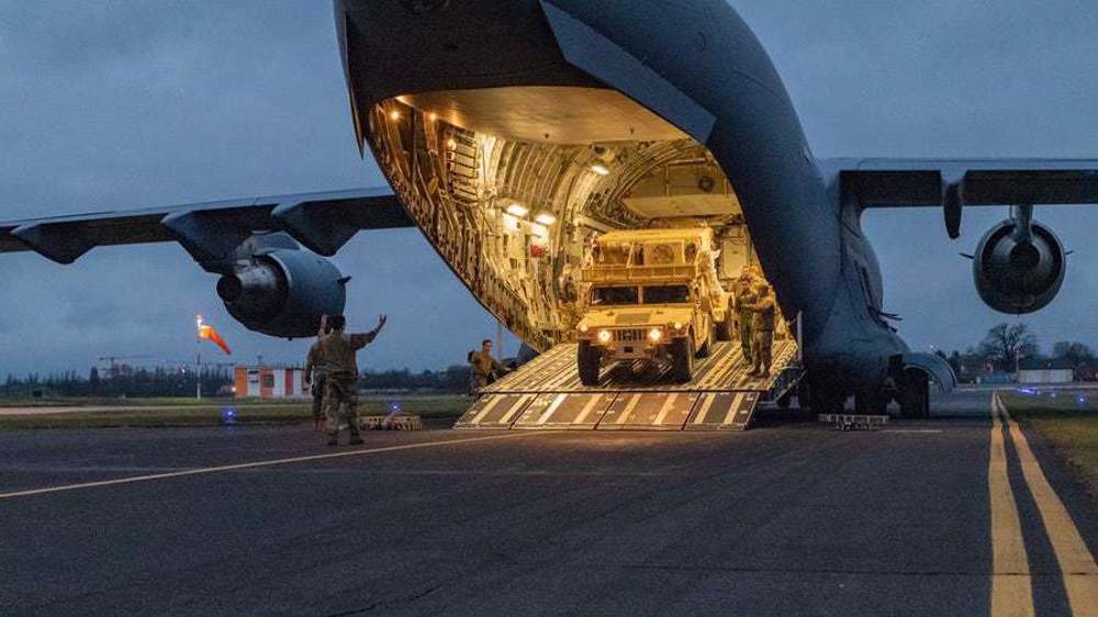 US deploys more troops to Poland as Ukraine downplays speculations of Russian invasion 