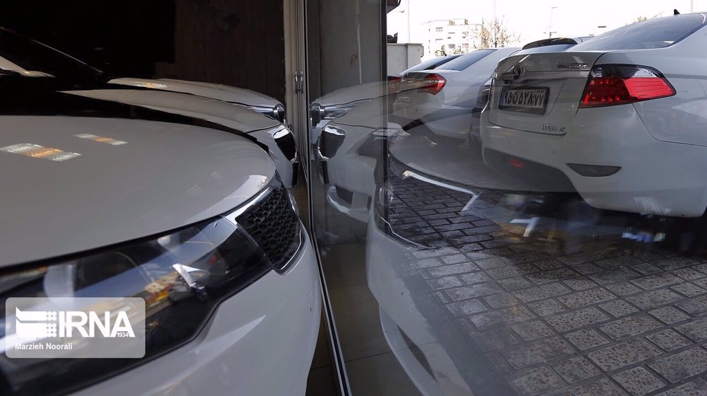 Iran to lift curb on car imports in April: Minister