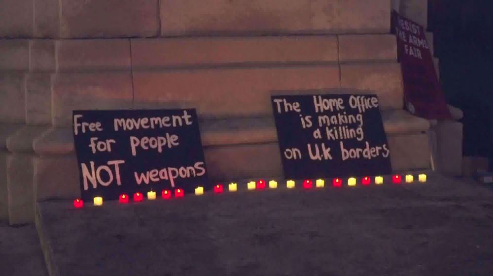 UK hosts secretive annual arms fair 