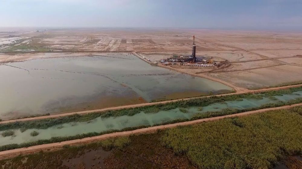 Official sees Iran’s oil output surpassing 4 million bpd in new year