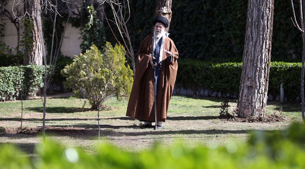Iran's Leader stresses development of nuclear energy, renewables 