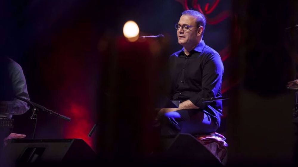 Iranian traditional vocalist interrogated by US agents, denied entry