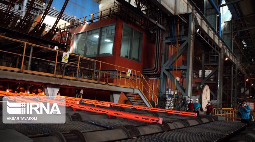 Iran imposes 18% tariff on exports of raw steel, cement