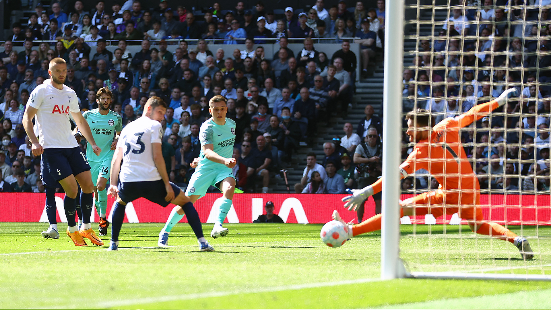 English Premier League: Tottenham 0-1 Brighton