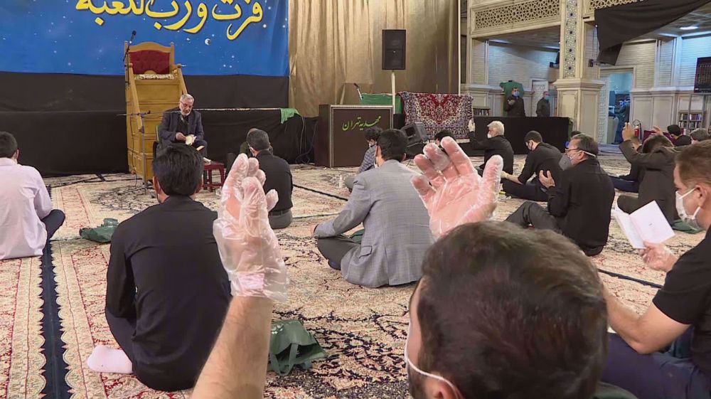 Iranians mark Ramadan's Night of Destiny after two years of COVID curbs