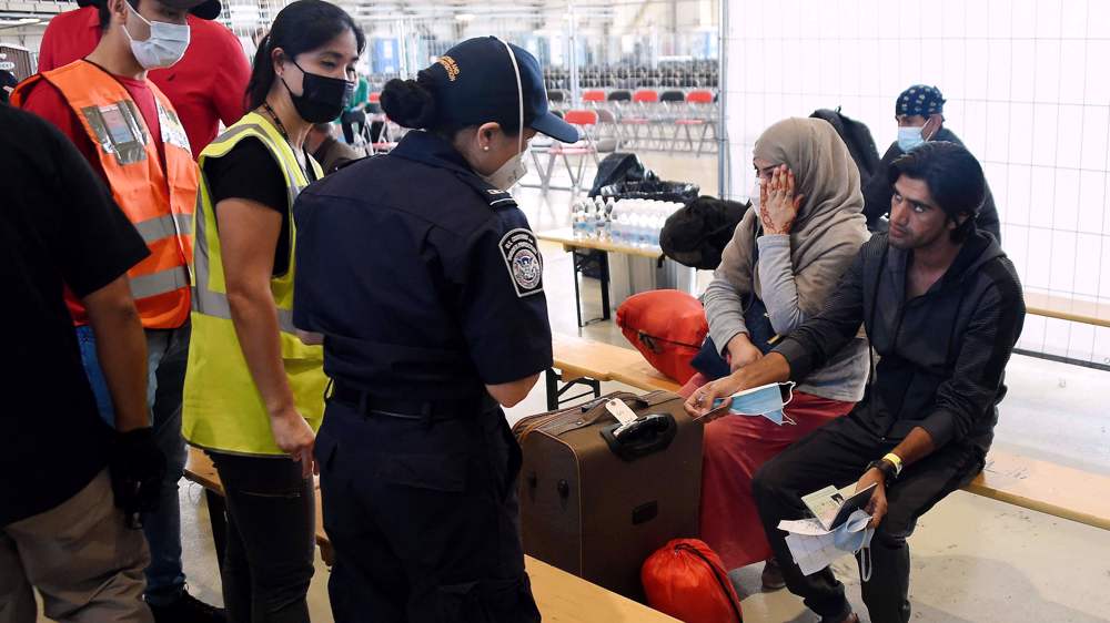 Report: Germany expels Afghan refugees to accommodate Ukrainians