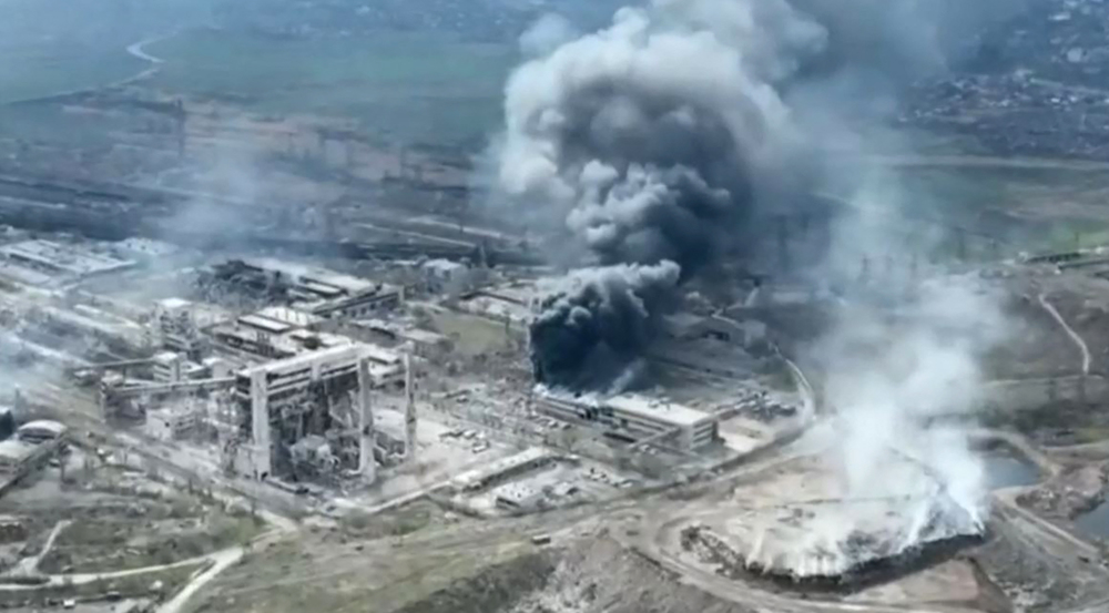 Russia 'ready for truce in Mariupol plant if Ukrainian troops surrender'