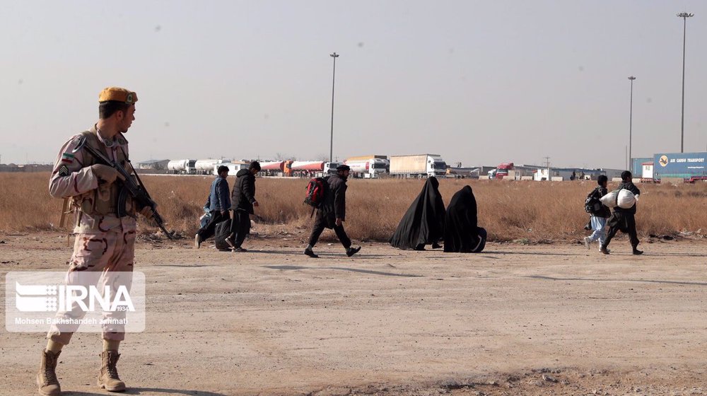 Iran closes main border crossing with Afghanistan