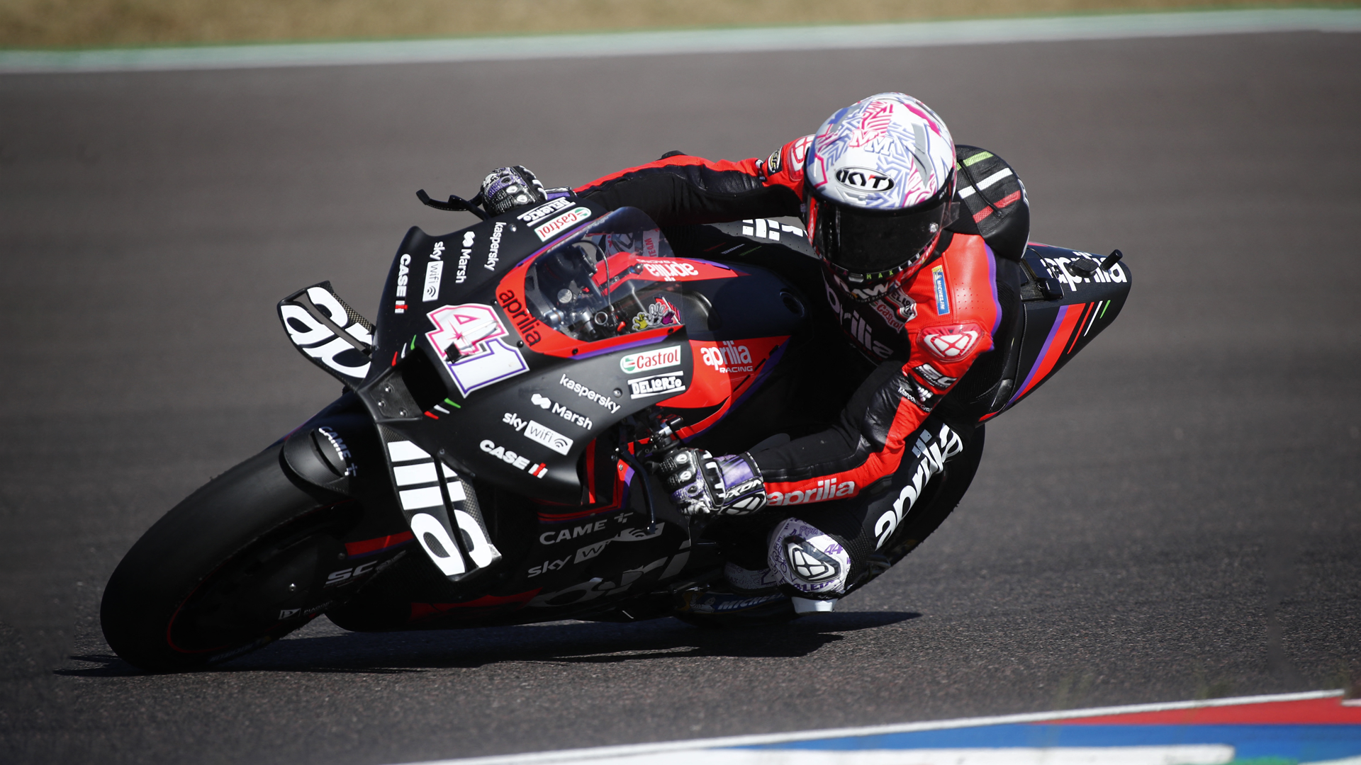 Argentina MotoGP Qualifying: Espargaro takes historic first Aprilia pole 