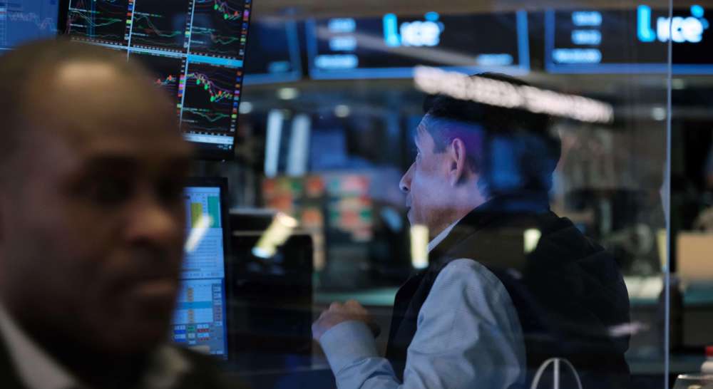 Wall Street closes sharply lower on Amazon slump, inflation worries