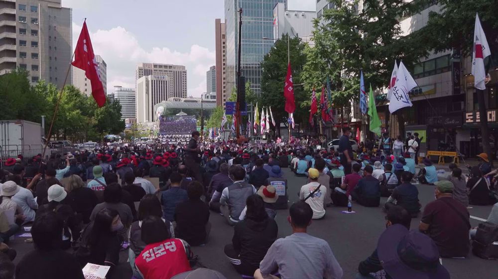 South Koreans remember girls killed in US military accident