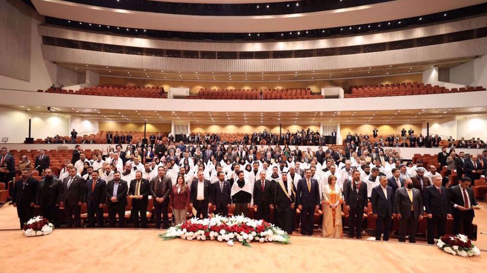 Iraqi lawmakers loyal to Sadr resign to end political deadlock