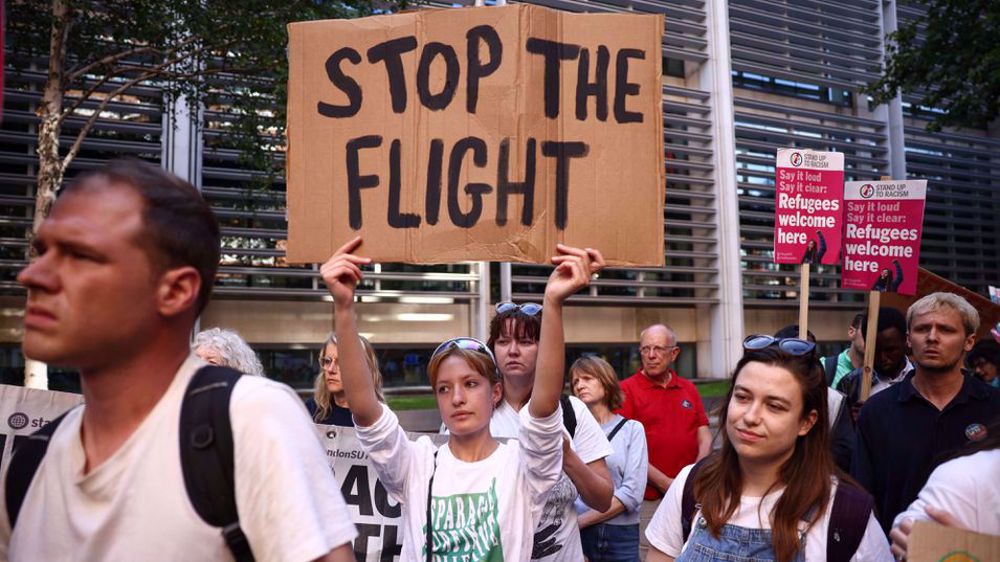 UK deporting first group of asylum seekers to Rwanda despite warnings