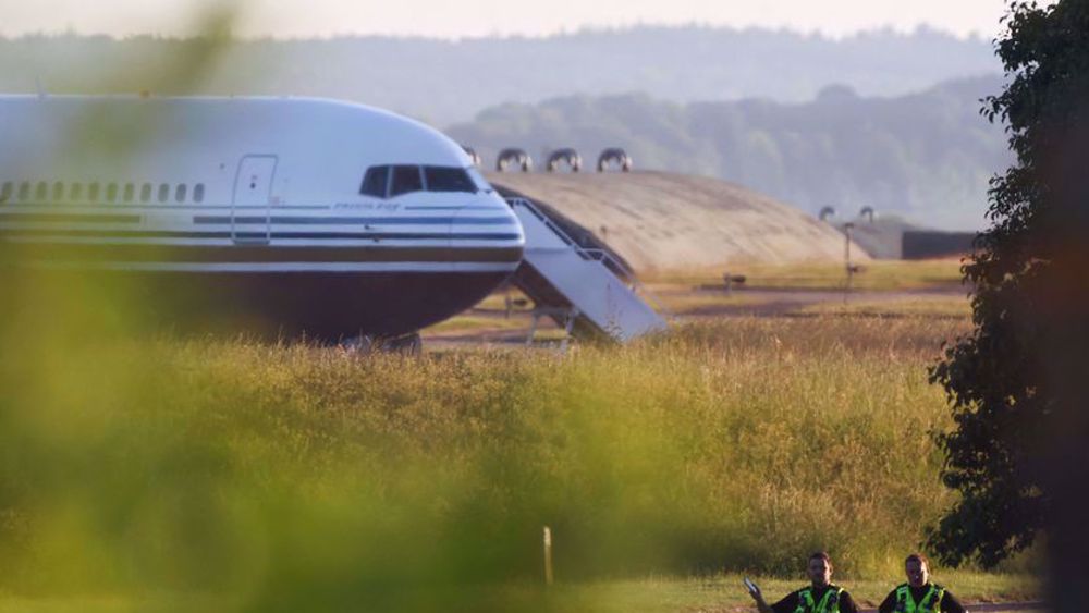 UK deportation flight to Rwanda grounded after European Court steps in 