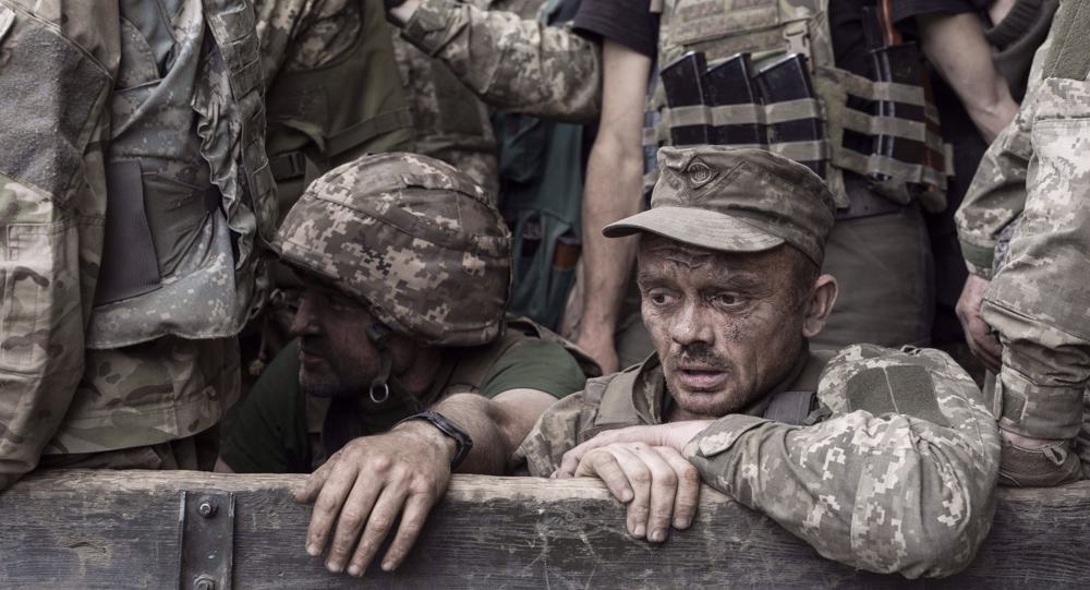 Ukraine orders troops to retreat from key city as Russians close in