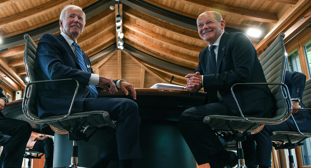Biden urges NATO, G7 to 'stay together' against Russia