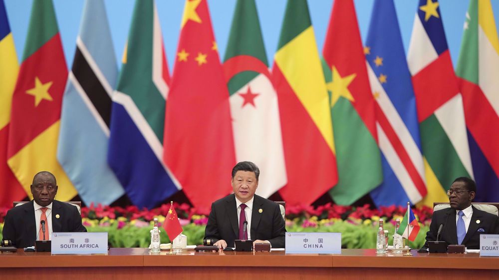 Afrique: Pékin passe aux armes! 