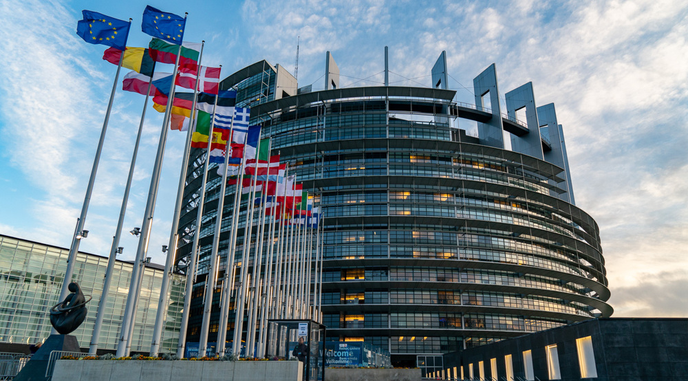 EU's role in Ukraine slated by bloc's lawmakers