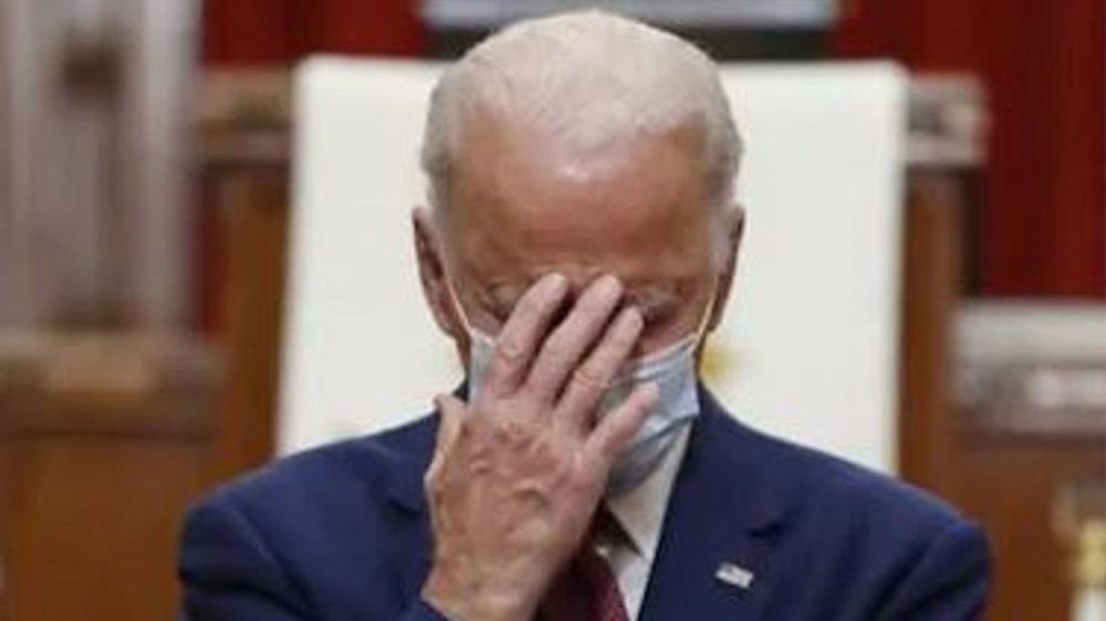 Biden’s approval rating plummets to 29%