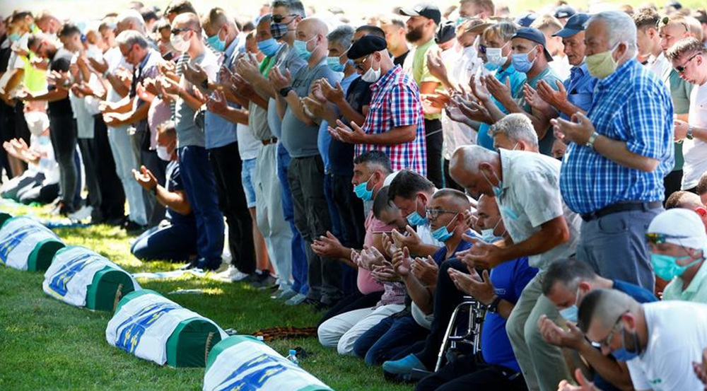Srebrenica Massacre: 27 years on bodies still being buried
