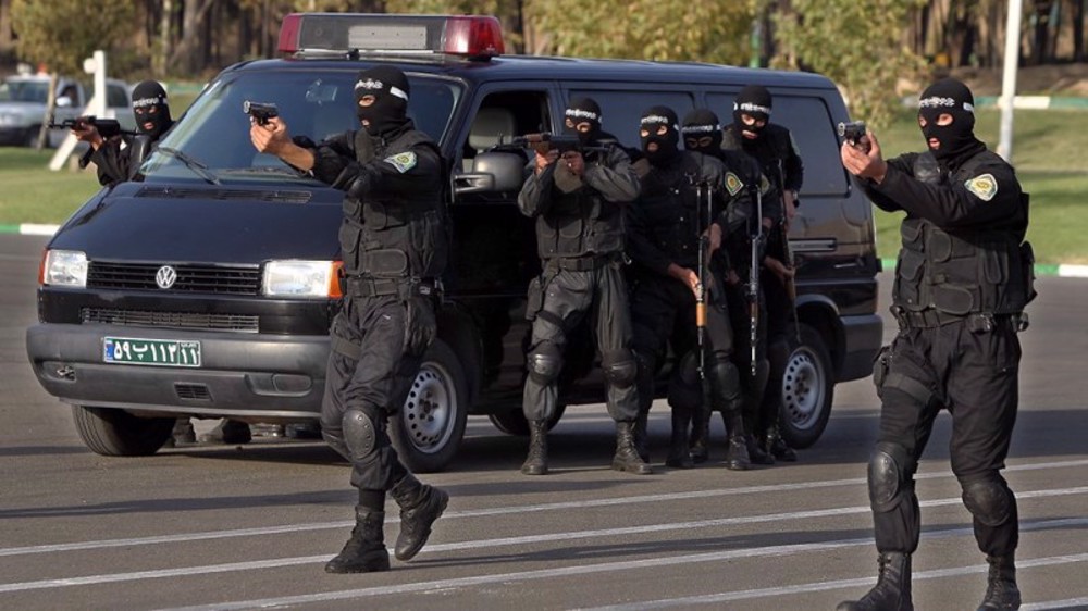 Intelligence forces dismantle terrorist network in northwest Iran, arrest members