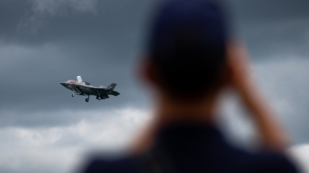 Les F-35 cloués au sol