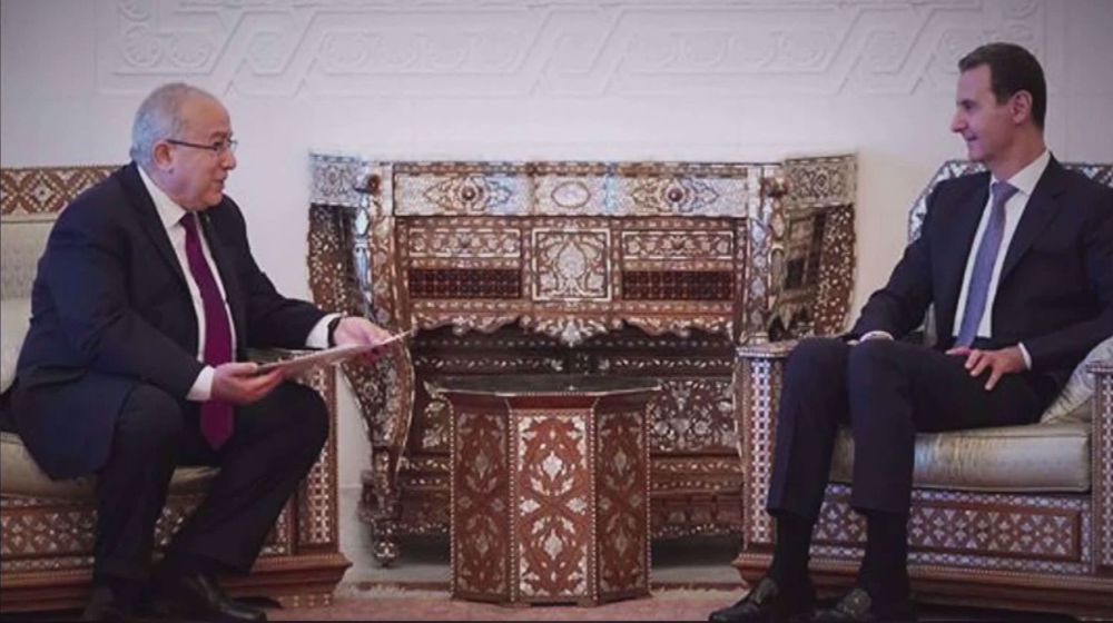 Algeria’s FM visits Damascus ahead of upcoming Arab League summit