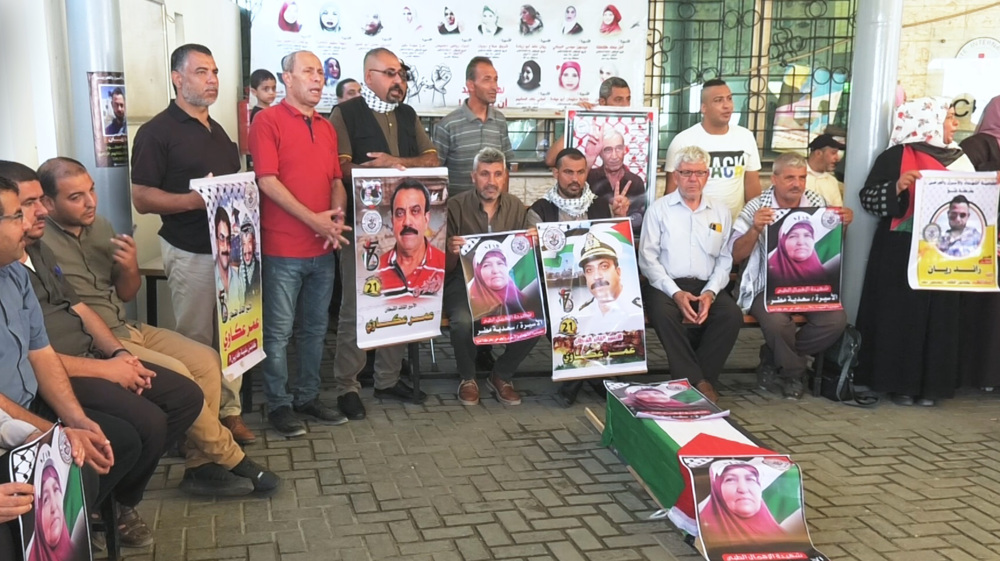 Gazans slam death of elderly Palestinian woman in Israeli jail