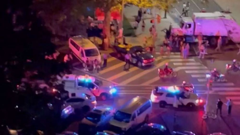 US shooting: Crowds flee from horrific attack on July 4 festivities