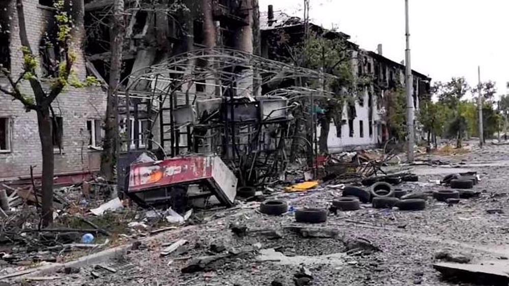 Citizens of Lysychansk in east Ukraine happy to be under Russian control