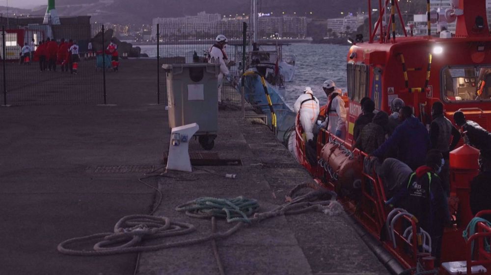 Spanish coast guard rescues 61 migrants at sea, one dead