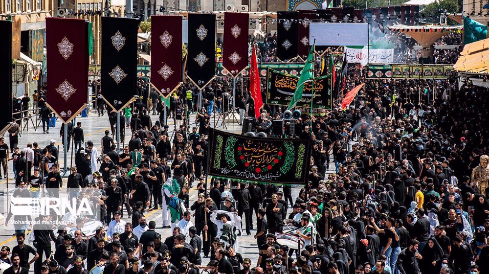 Iranians observe day of Tasu'a in honor of Imam Hussein